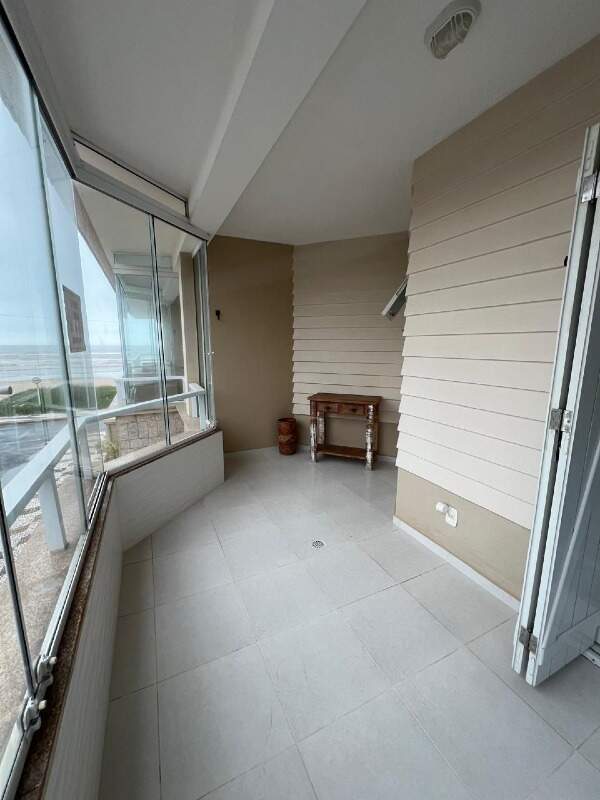 Apartamento à venda no Zona Nova: 