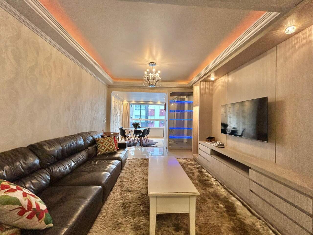 Apartamento à venda no Zona Nova: 