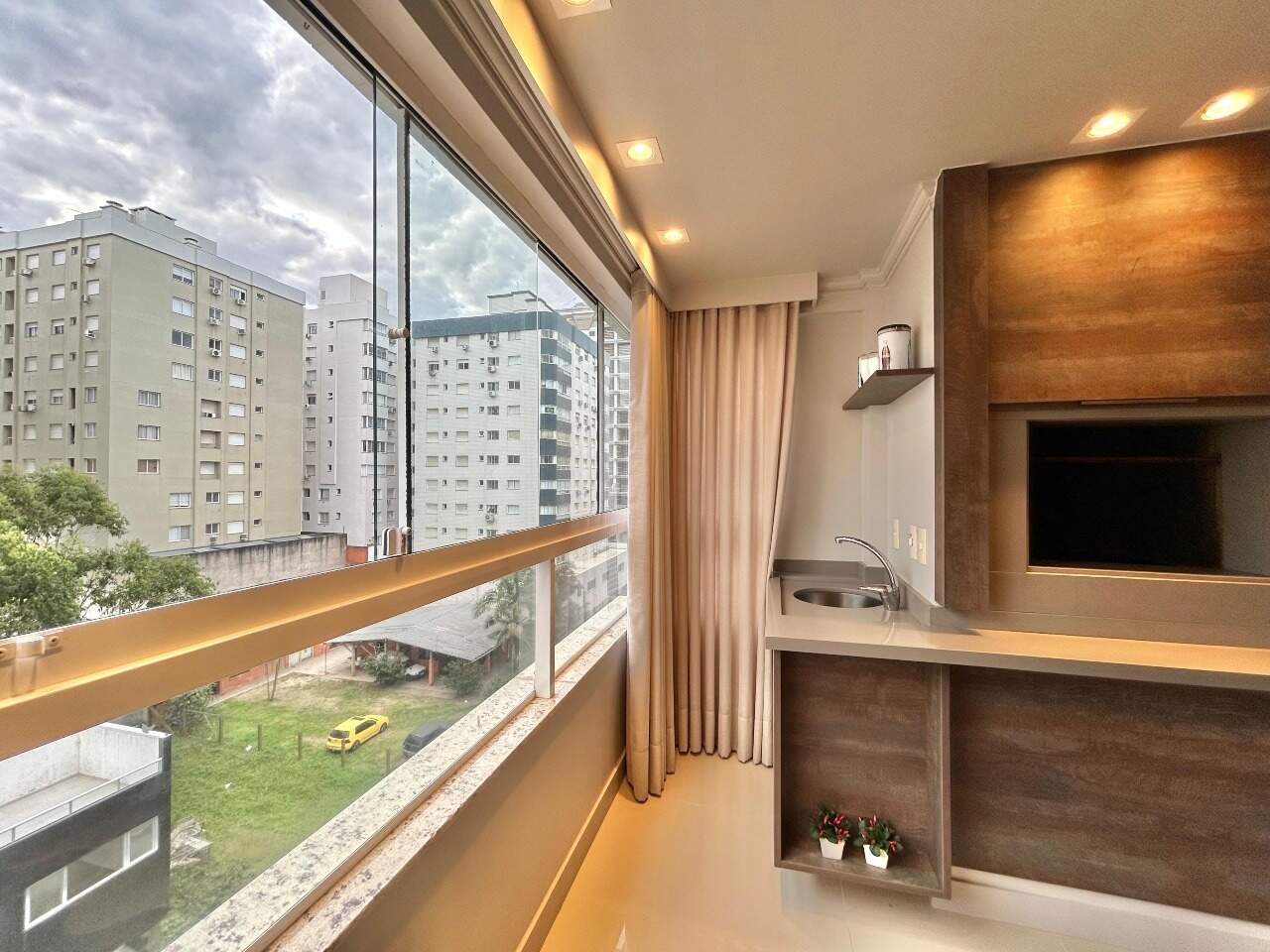 Apartamento à venda no Zona Nova: 