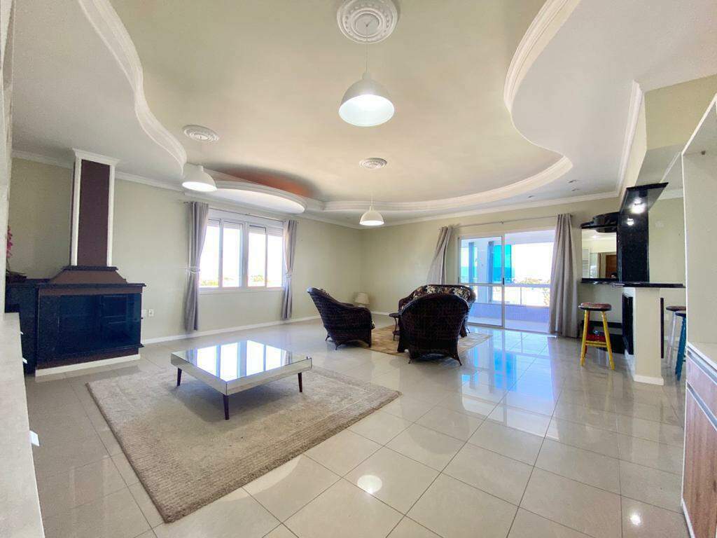 Apartamento à venda no Praia do Araça: 