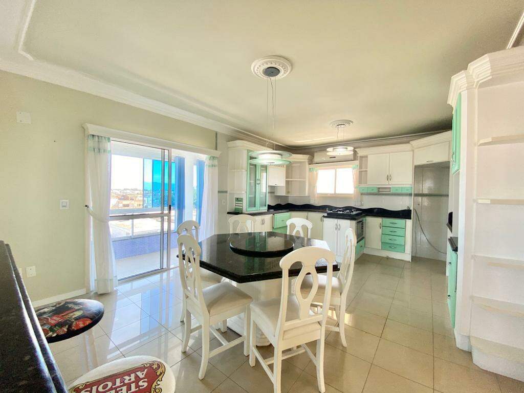 Apartamento à venda no Praia do Araça: 