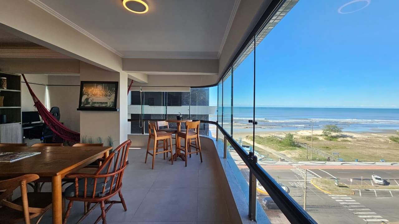 Apartamento à venda no Navegantes: 