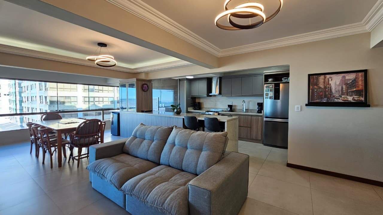 Apartamento à venda no Navegantes: 