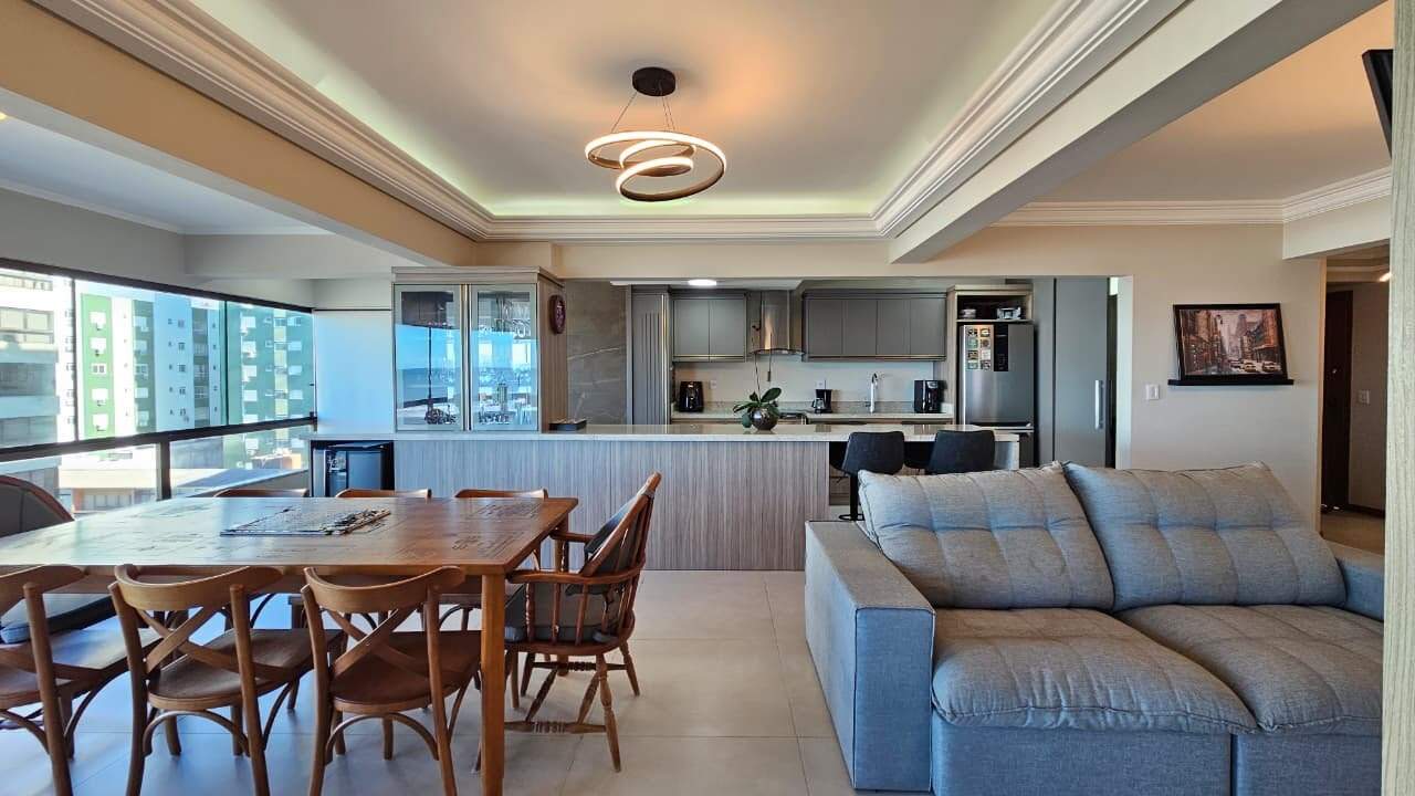 Apartamento à venda no Navegantes: 