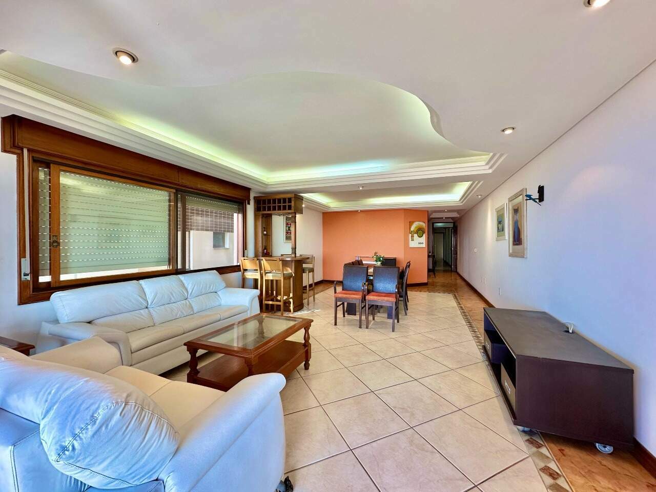 Apartamento à venda no Zona Nova: 