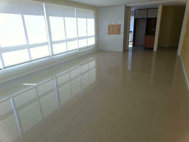 Apartamento à venda no Navegantes: 