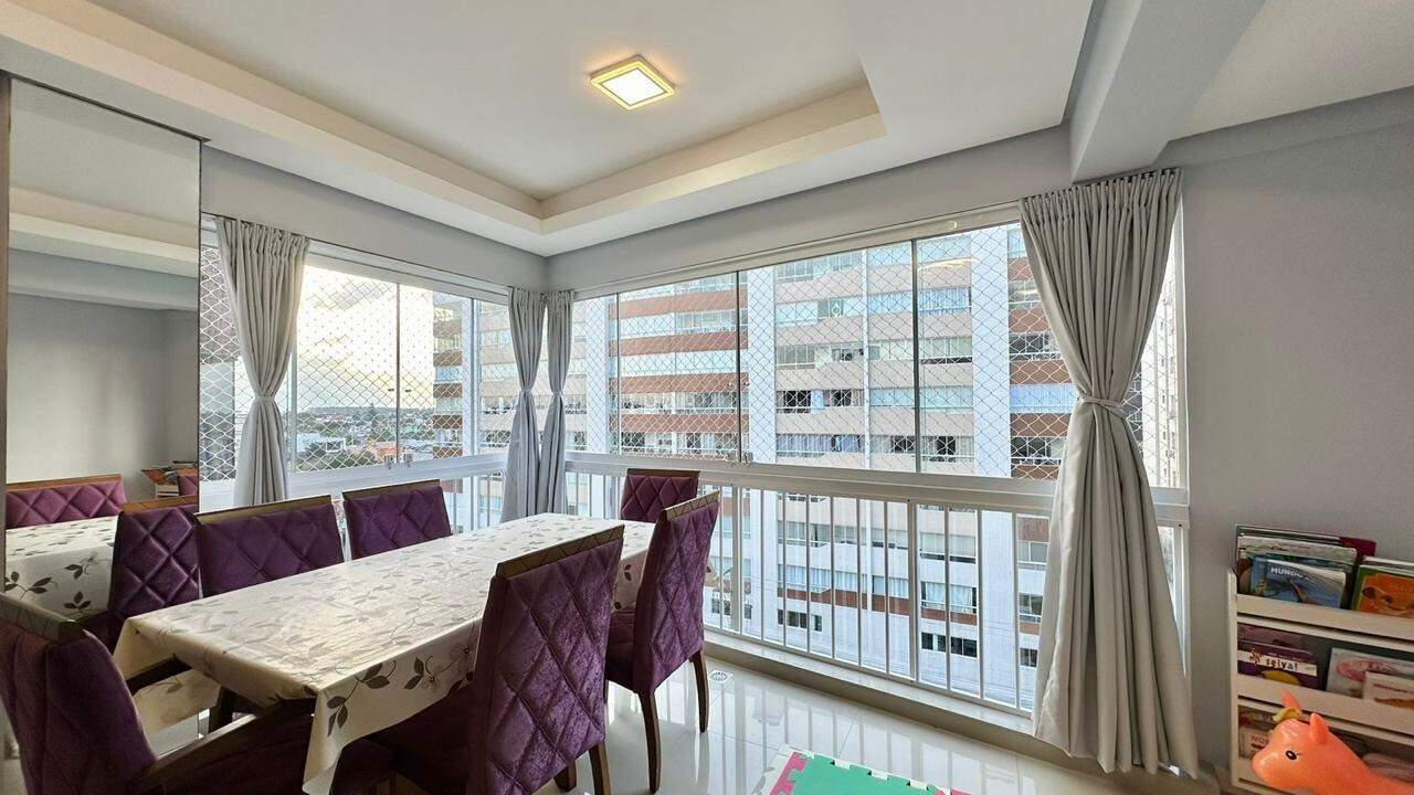 Apartamento à venda no Navegantes: 