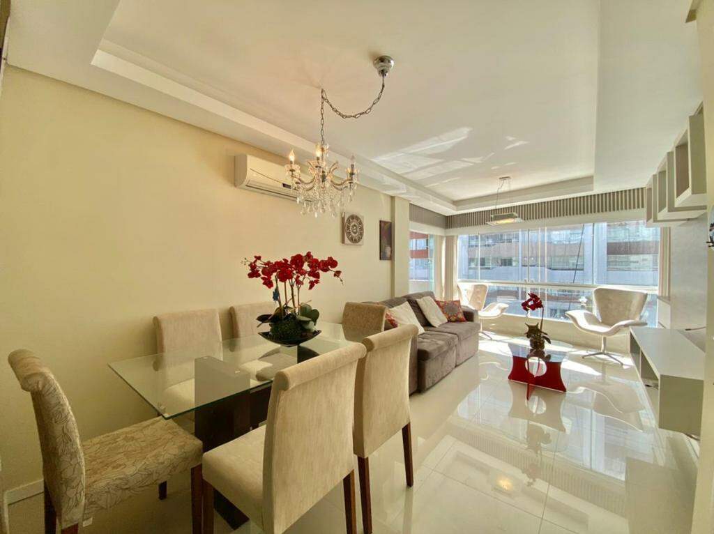 Apartamento à venda no Navegantes: 