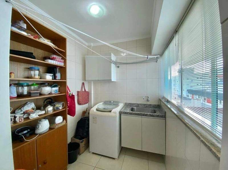 Apartamento à venda no Zona Nova: 