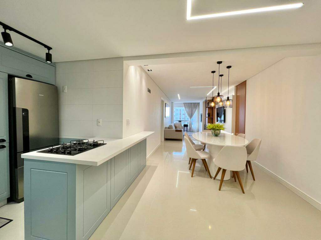Apartamento à venda no Navegantes: 