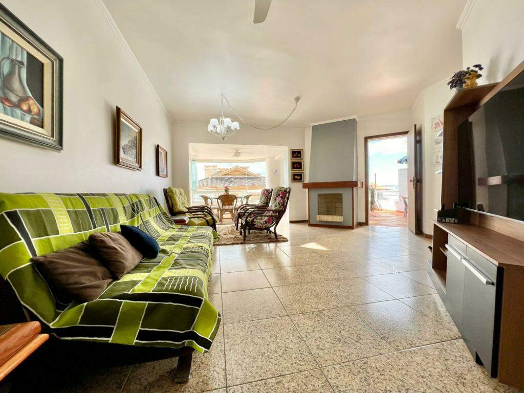 Apartamento à venda no Zona Nova: 
