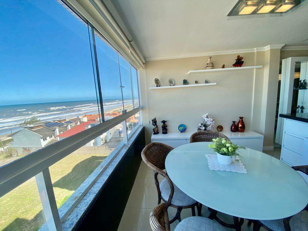 Apartamento à venda no Zona Nova: 