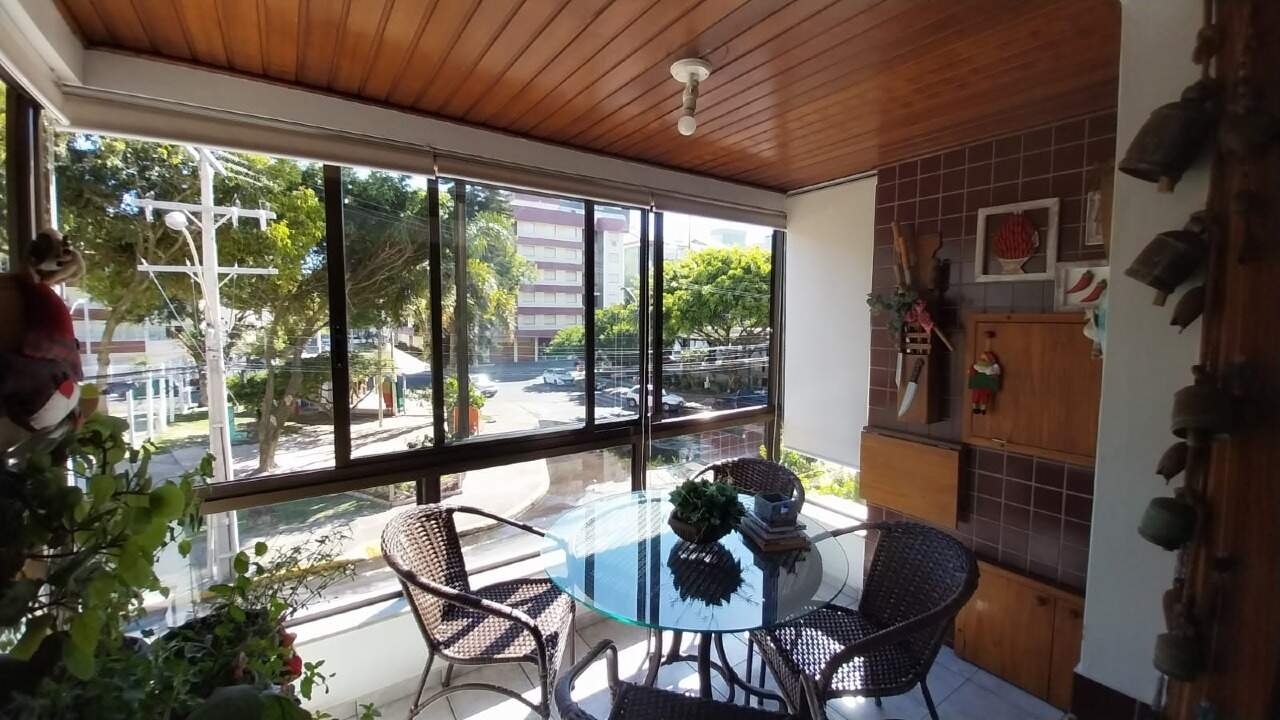 Apartamento à venda no Zona Nova: 