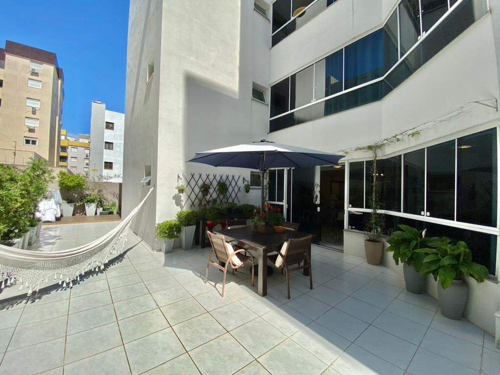 Apartamento à venda no Zona Nova: 