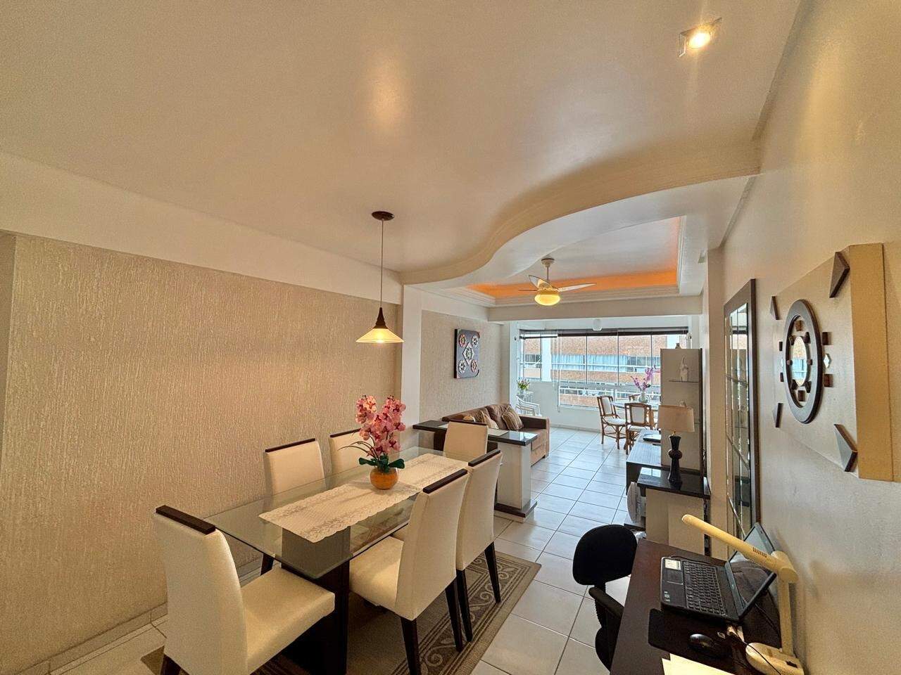 Apartamento à venda no Navegantes: 