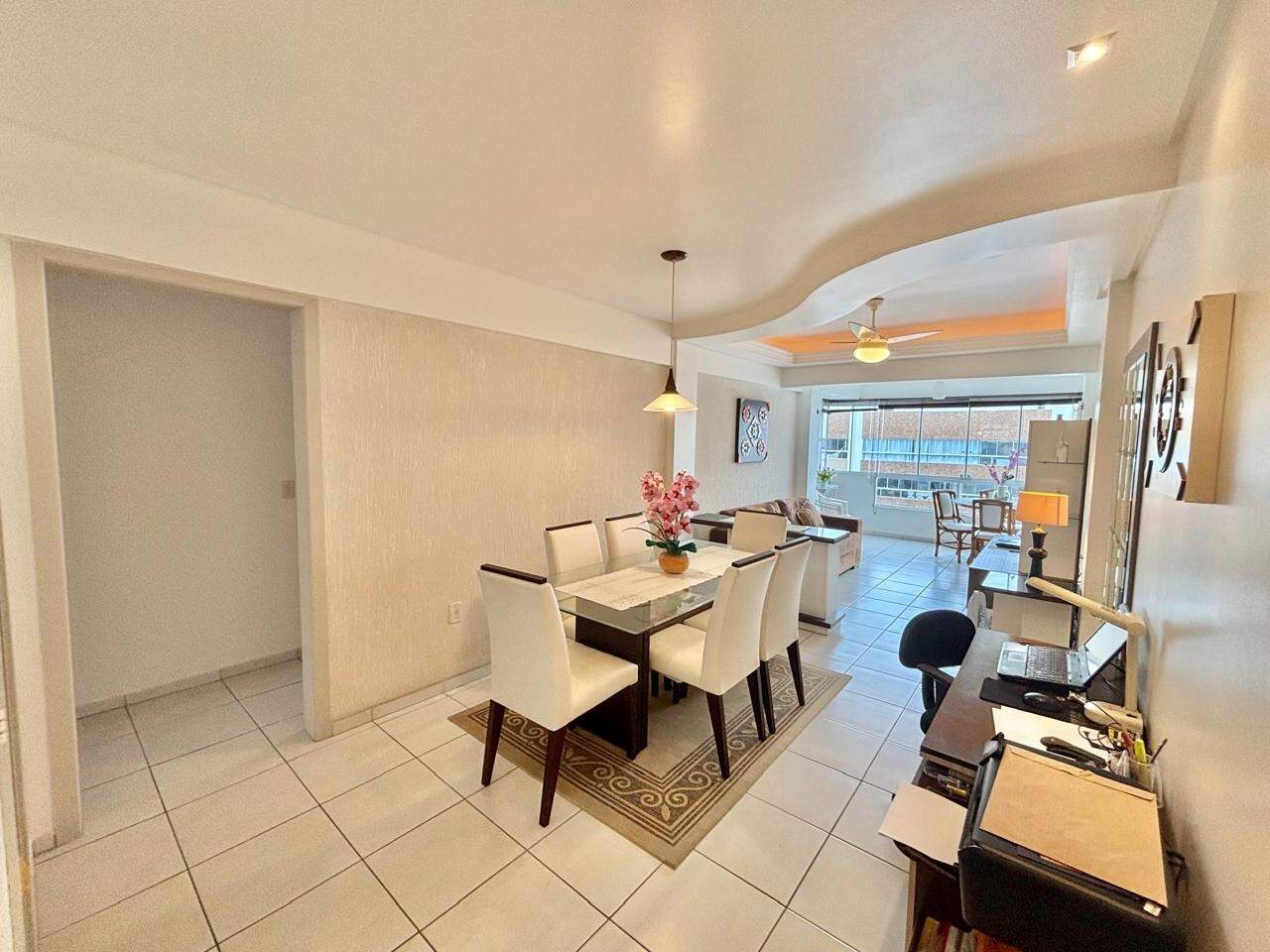 Apartamento à venda no Navegantes: 