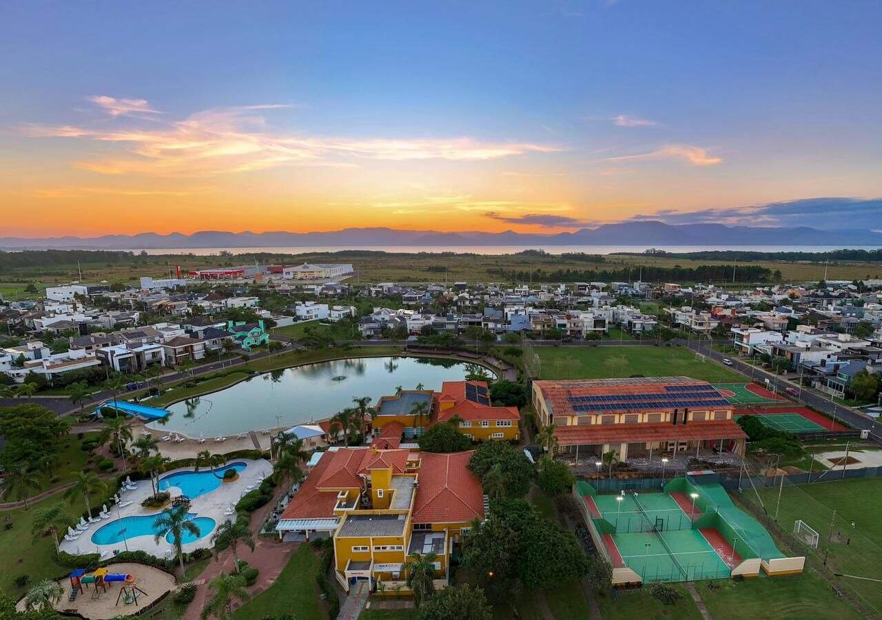 Casa em Condomínio à venda no Condado de Capão : 