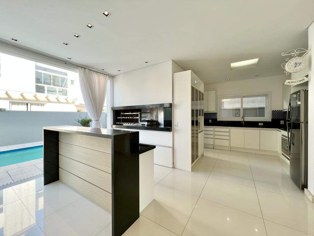 Casa em Condomínio à venda no Condado de Capão : 
