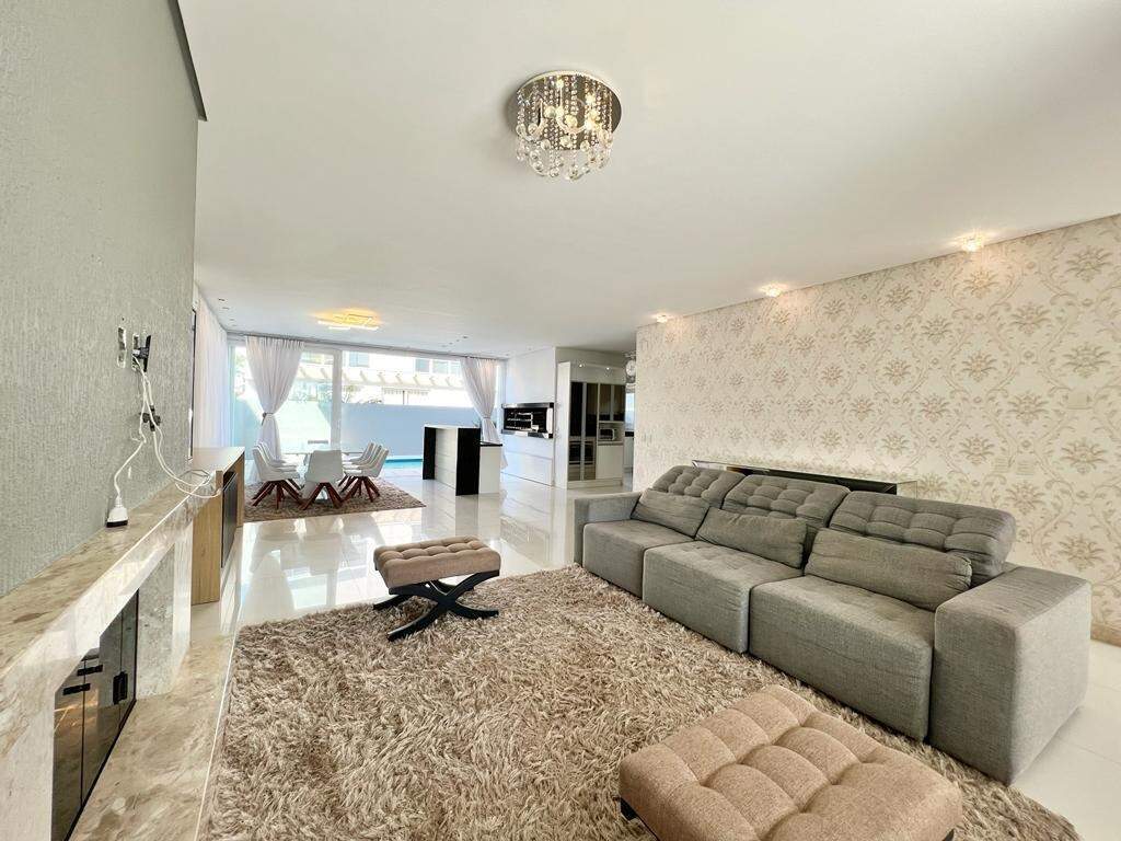 Casa em Condomínio à venda no Condado de Capão : 