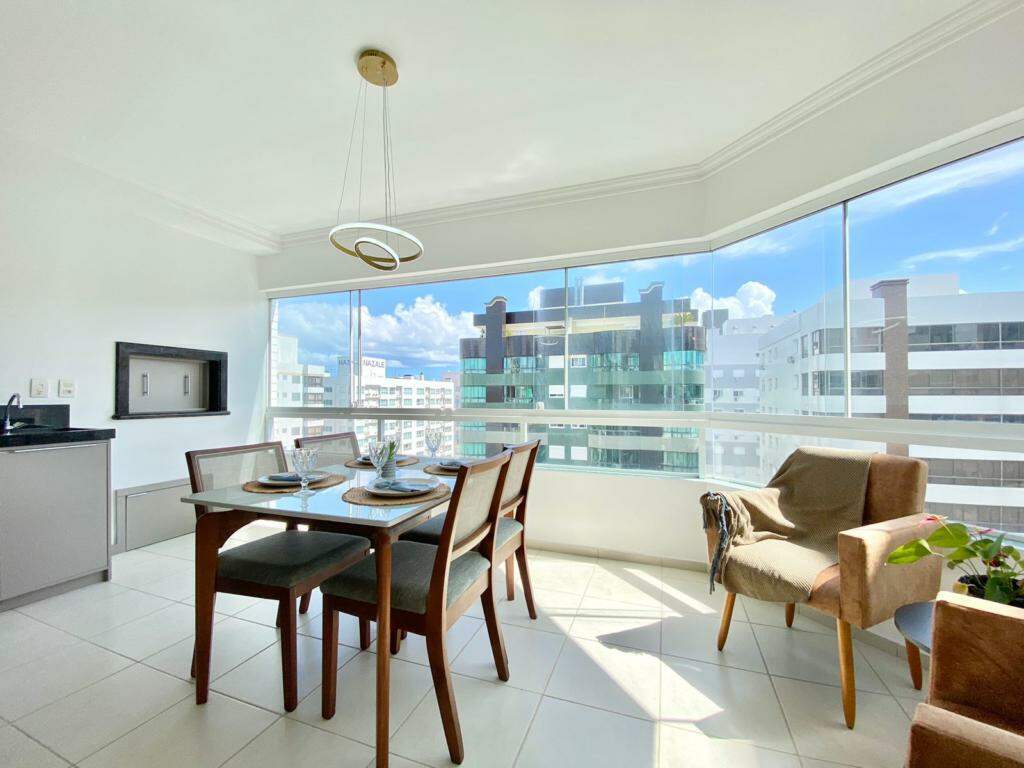 Apartamento à venda no Navegantes: 