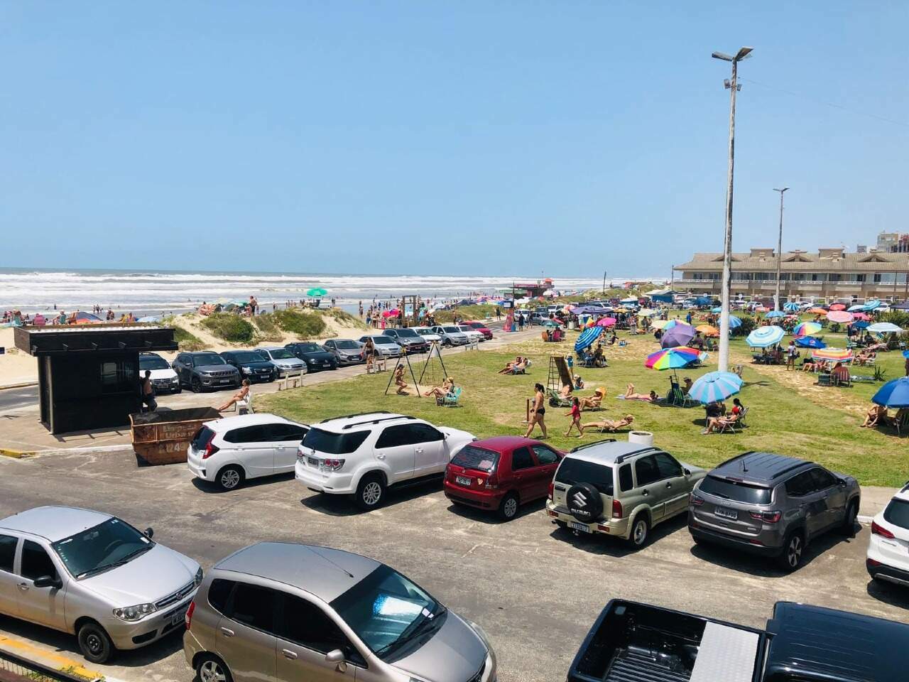 Apartamento à venda no Zona Nova: 