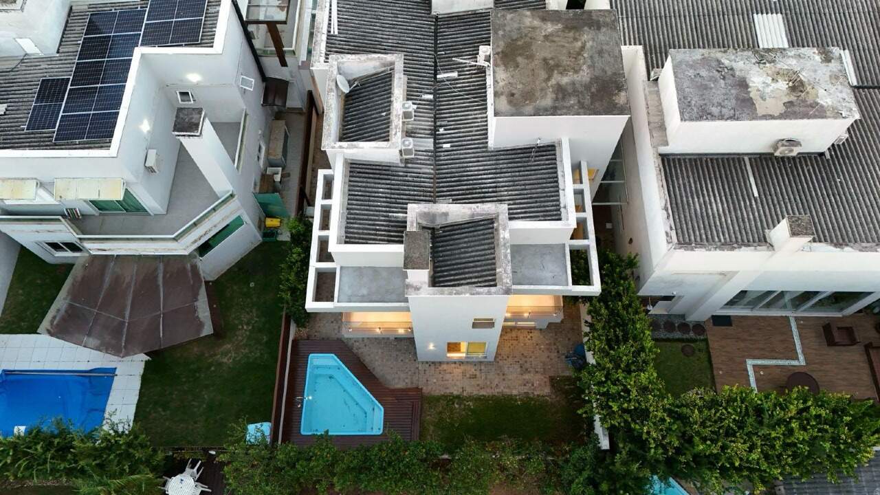 Casa em Condomínio à venda no Condado de Capão : 