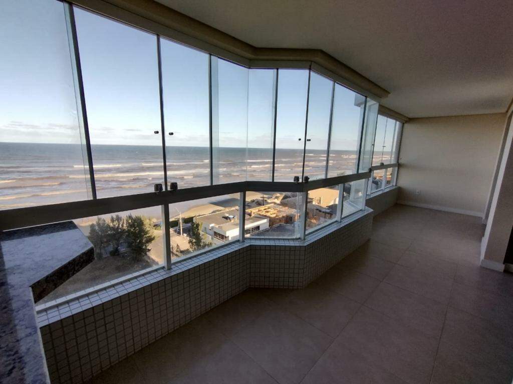 Apartamento à venda no Zona Nova: 