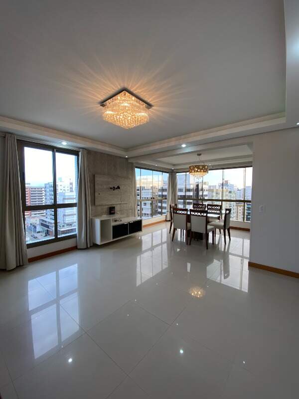 Apartamento à venda no Navegantes: 