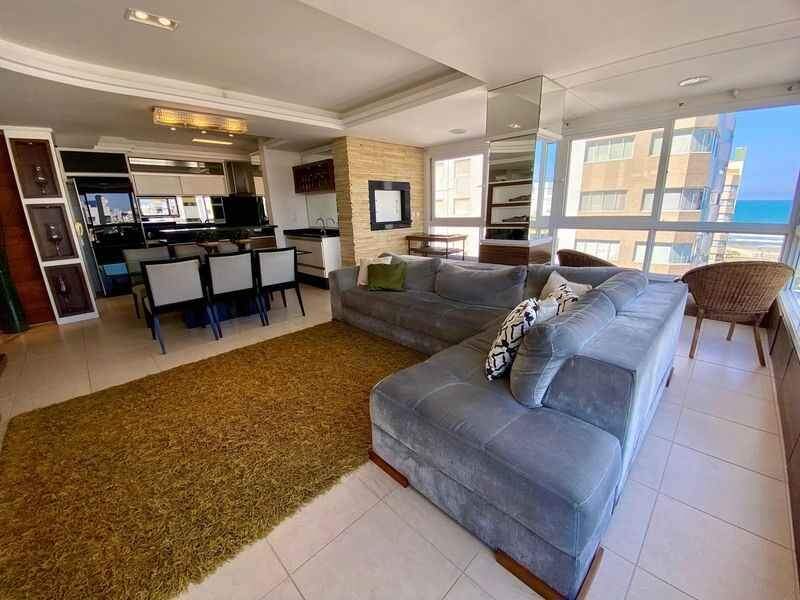 Apartamento à venda no Zona Nova: 