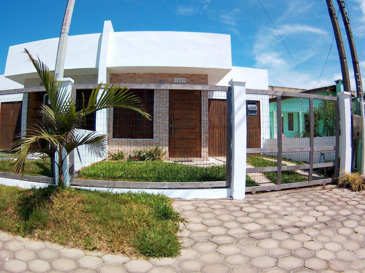 Casa à venda no Zona Nova: 