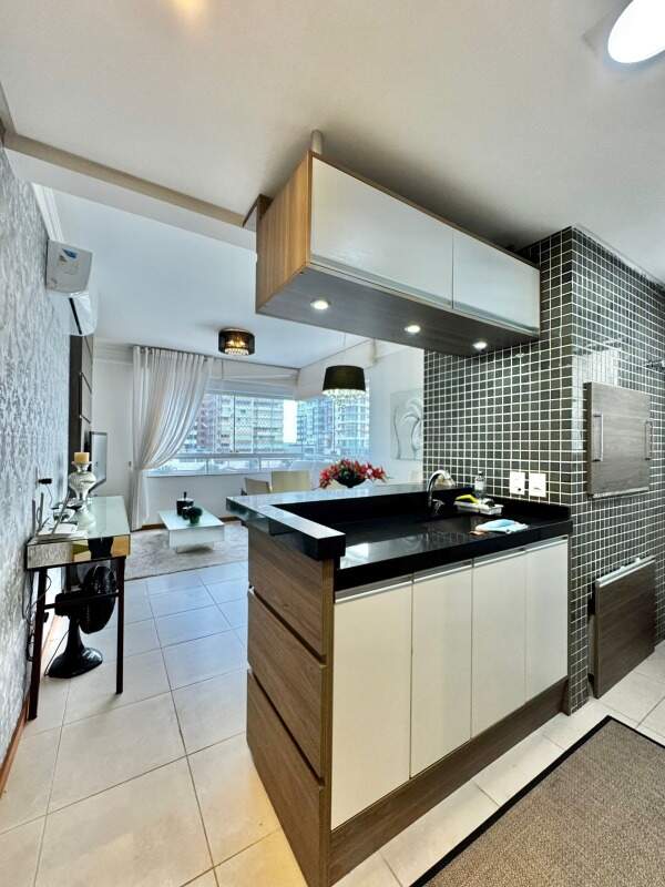 Apartamento à venda no Zona Nova: 