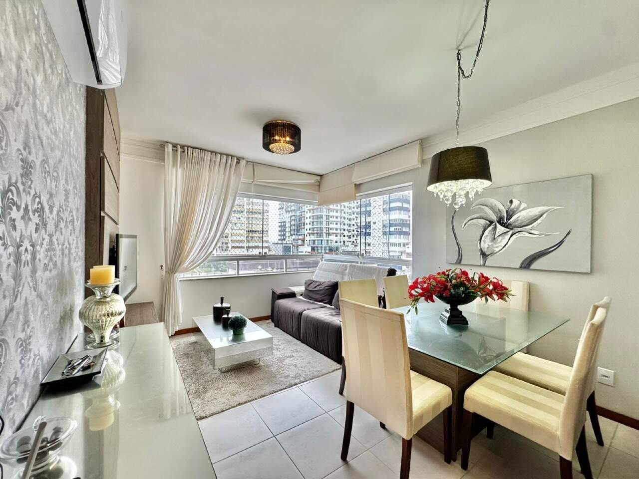 Apartamento à venda no Zona Nova: 