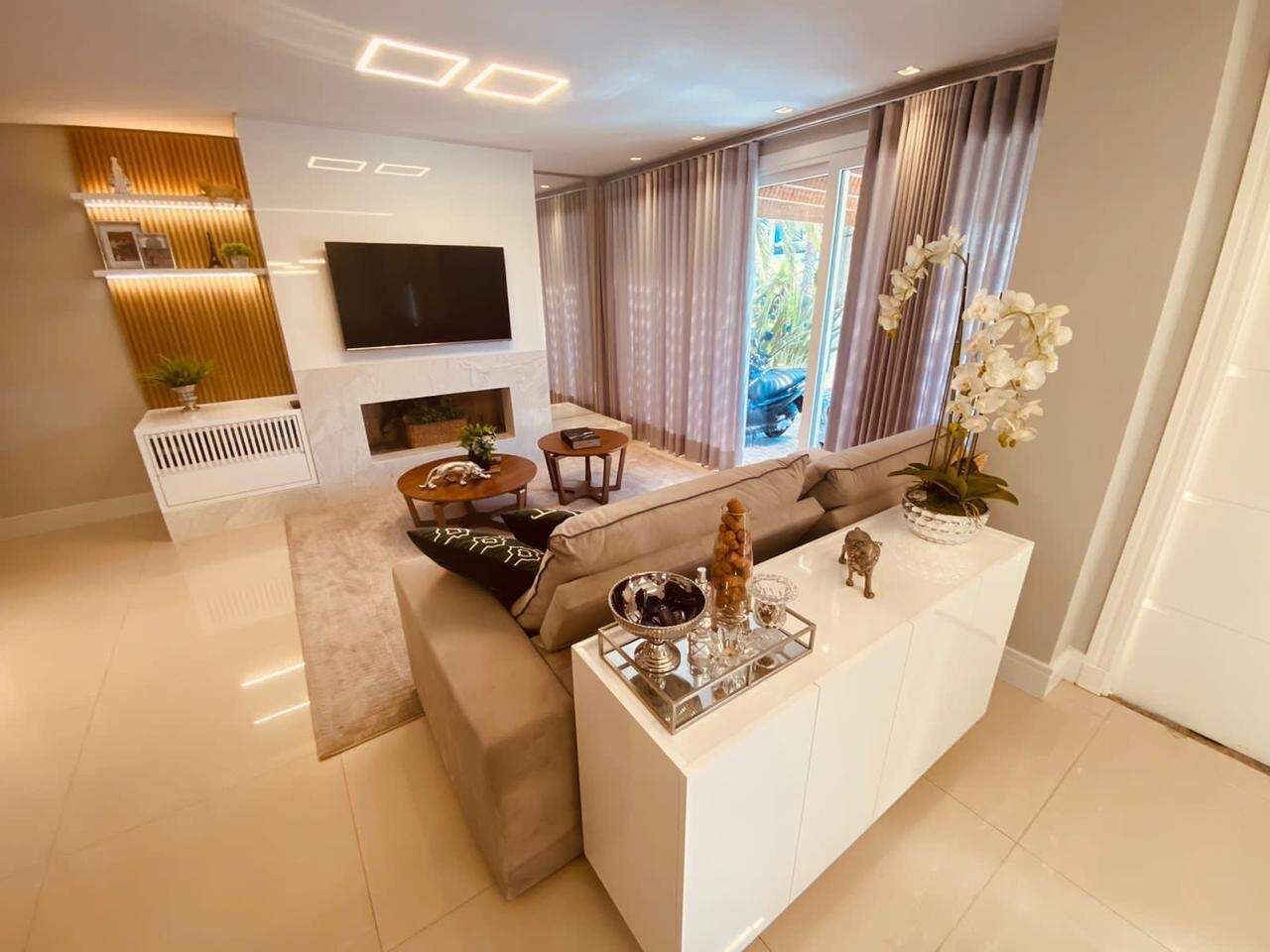 Casa em Condomínio à venda no Condado de Capão : 