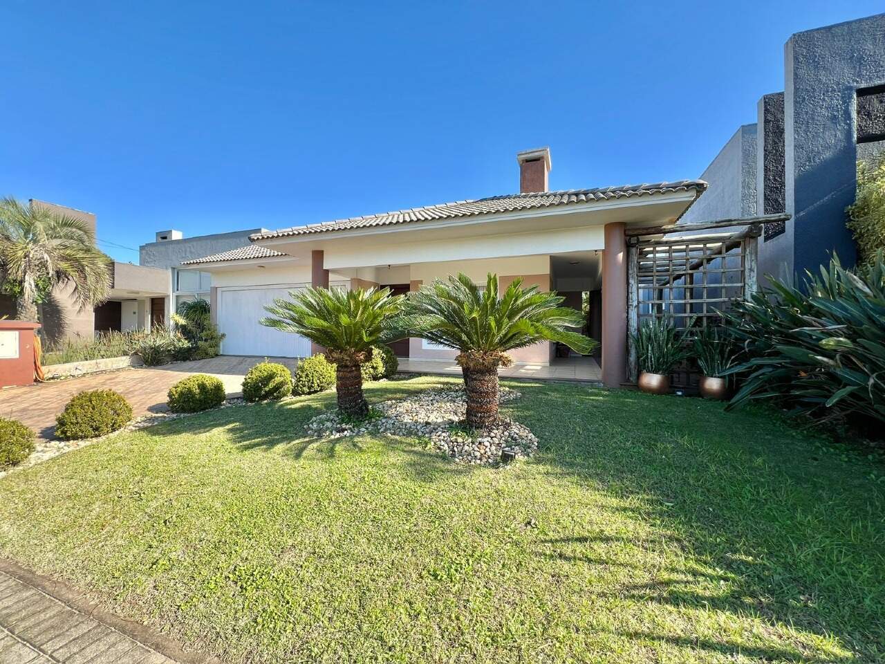 Casa em Condomínio à venda no Velas da Marina: 