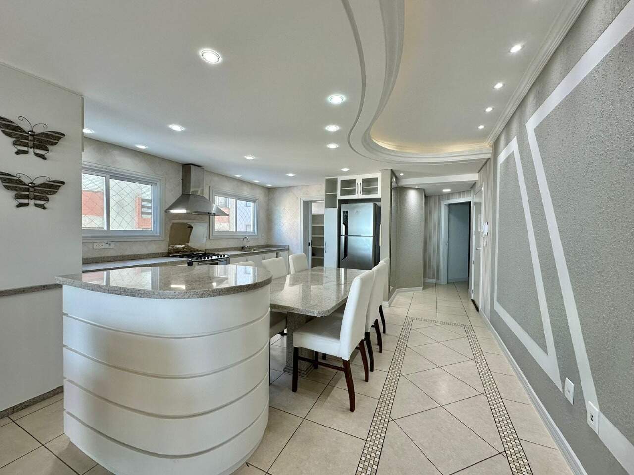 Apartamento à venda no Zona Nova: 