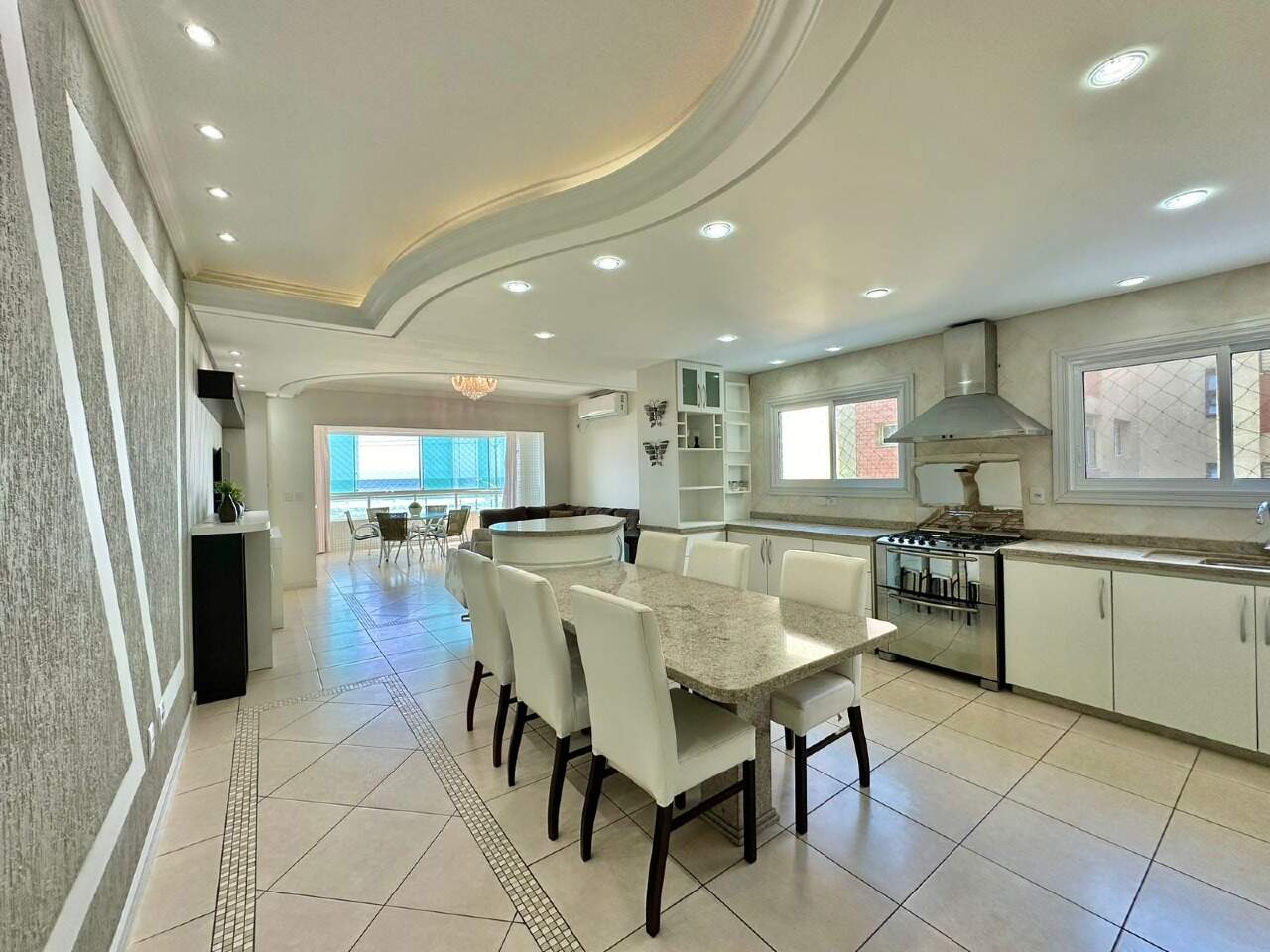 Apartamento à venda no Zona Nova: 