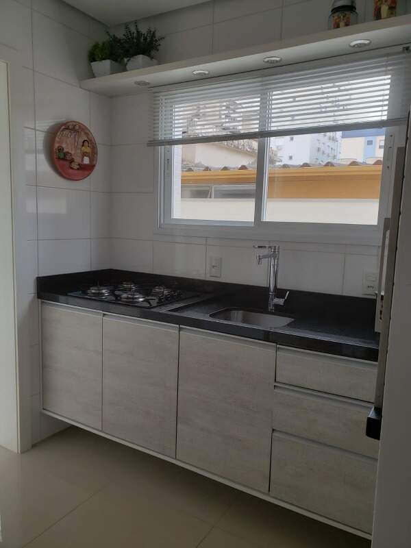 Apartamento à venda no Zona Nova: 
