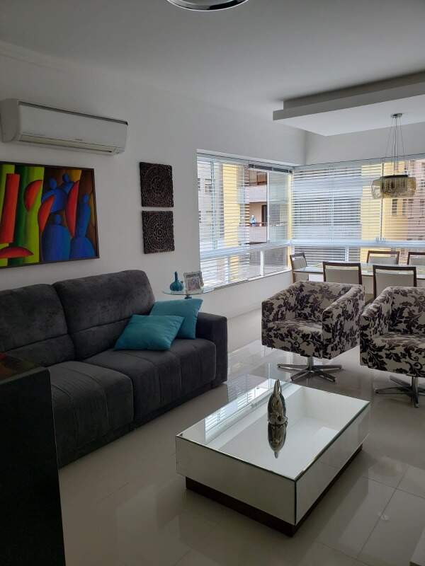 Apartamento à venda no Zona Nova: 