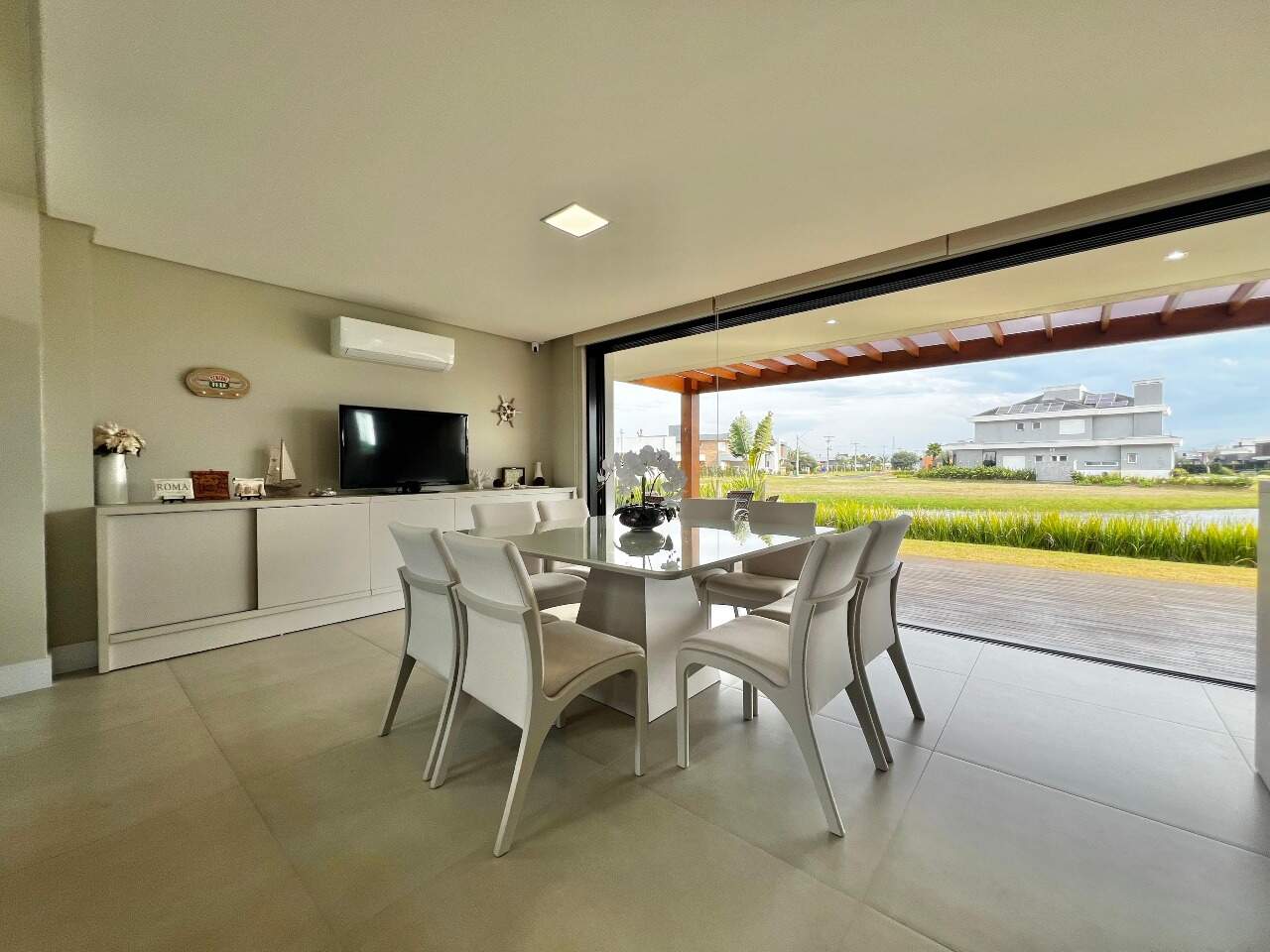 Casa em Condomínio à venda no Condominio Riviera: 