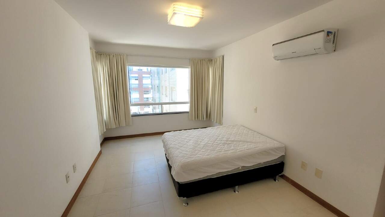 Apartamento à venda no Navegantes: 