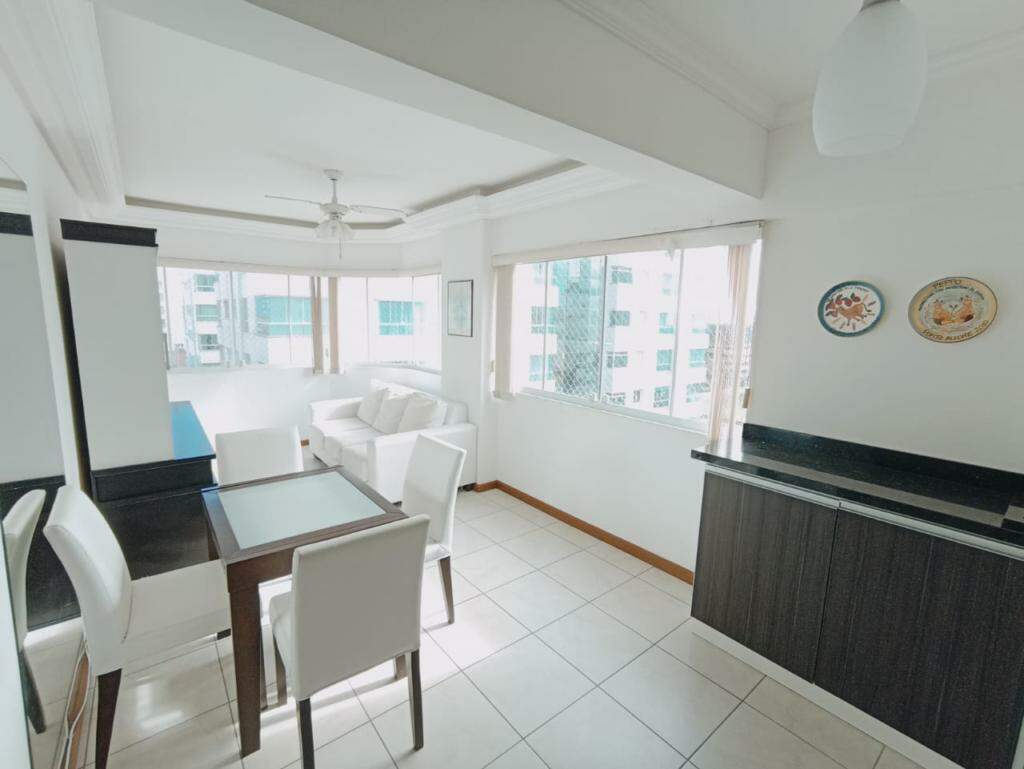 Apartamento à venda no Zona Nova: 