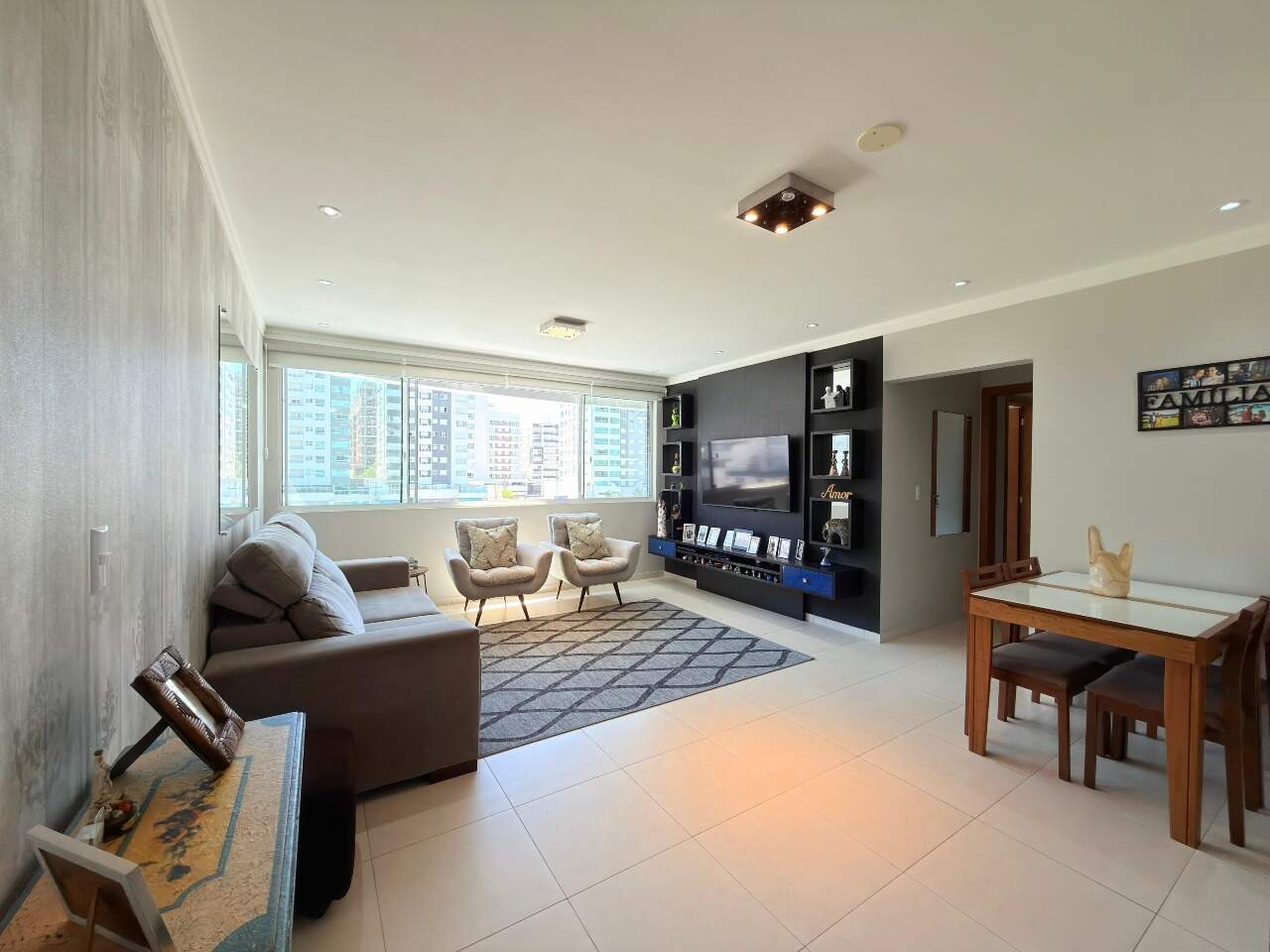 Apartamento à venda no Zona Nova: 
