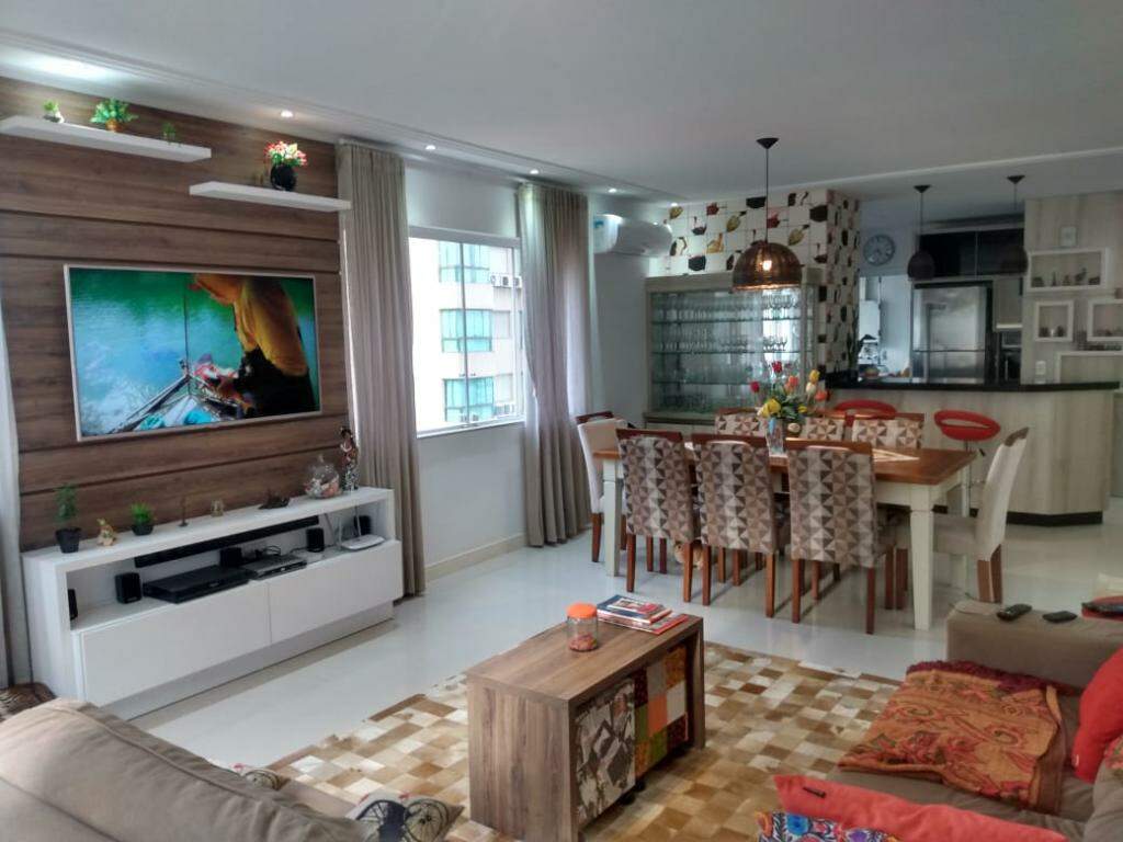 Apartamento à venda no Navegantes: 