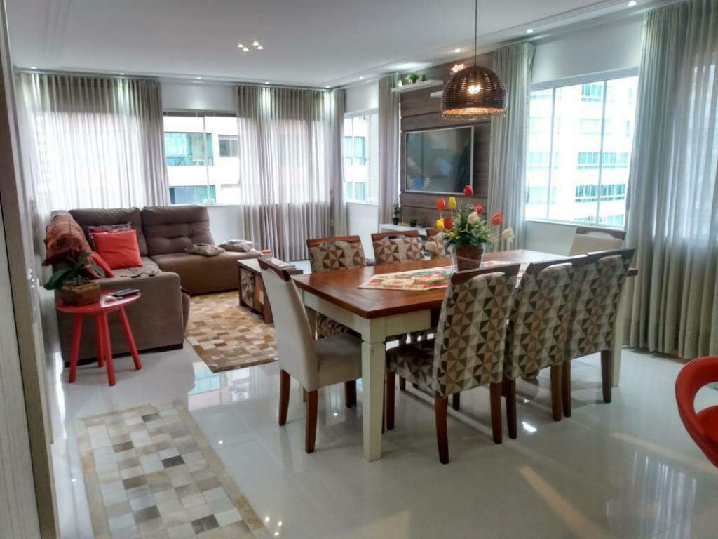 Apartamento à venda no Navegantes: 