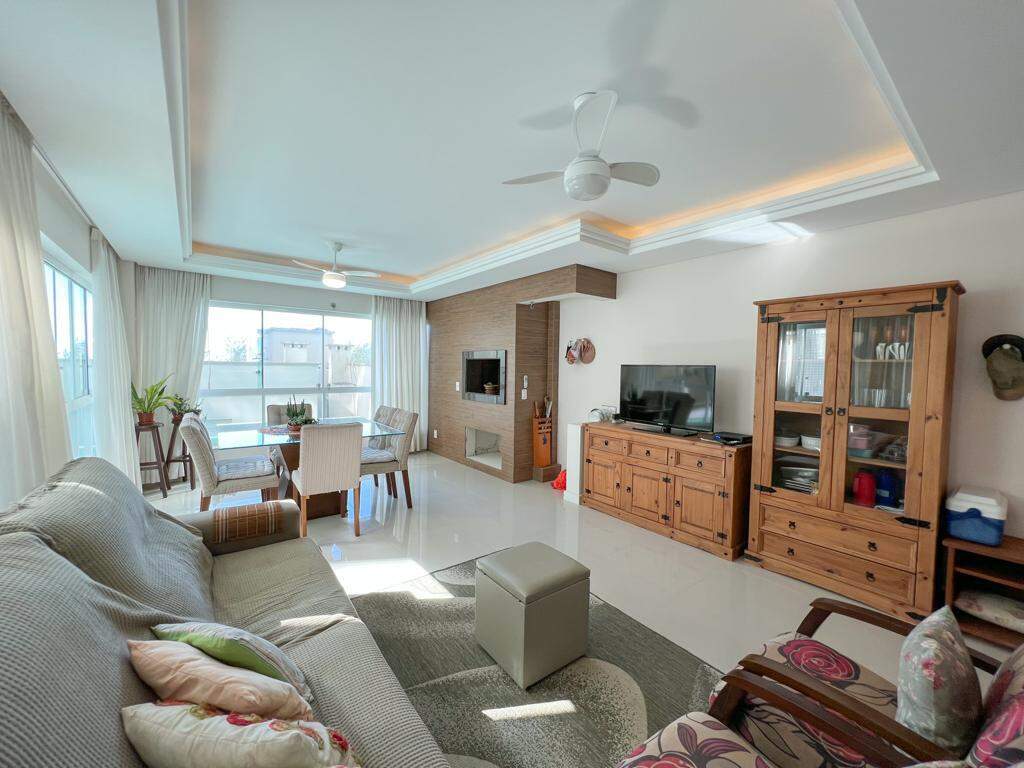 Apartamento à venda no Navegantes: 