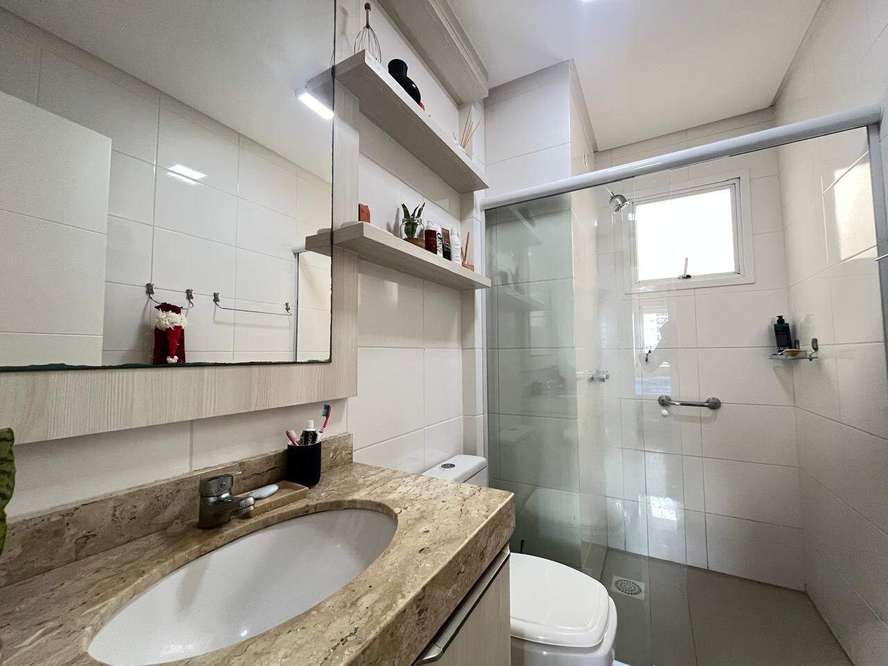 Apartamento à venda no Zona Nova: 