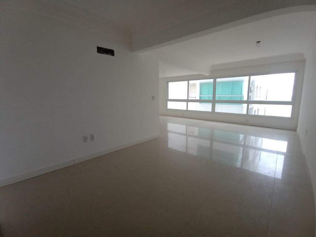Apartamento à venda no Navegantes: 