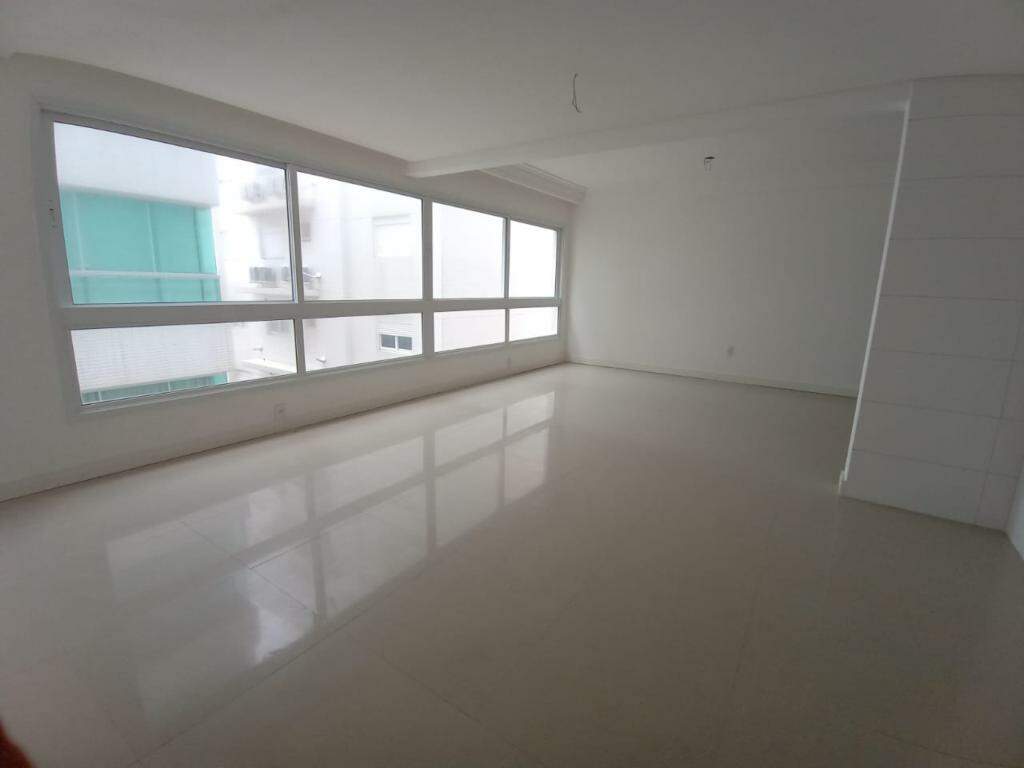 Apartamento à venda no Navegantes: 