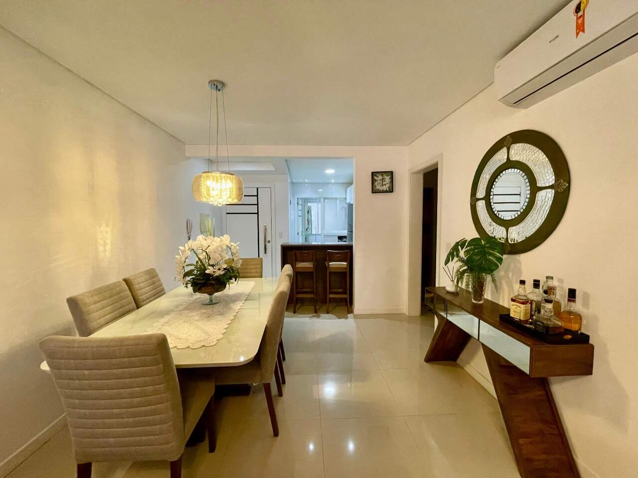 Apartamento à venda no Zona Nova: 