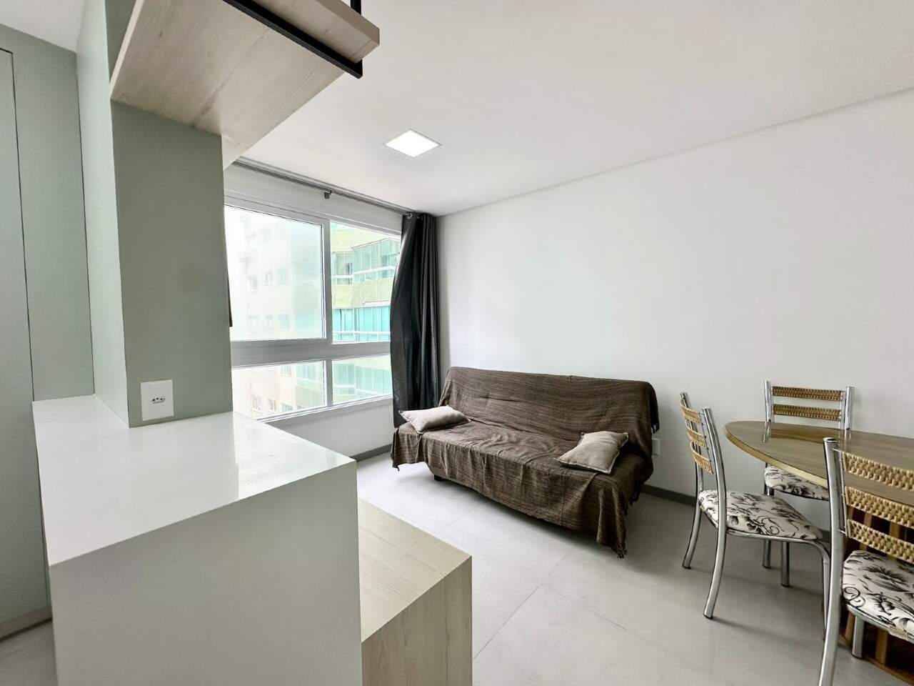 Apartamento à venda no Zona Nova: 